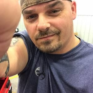 Meet your Posher, Adam